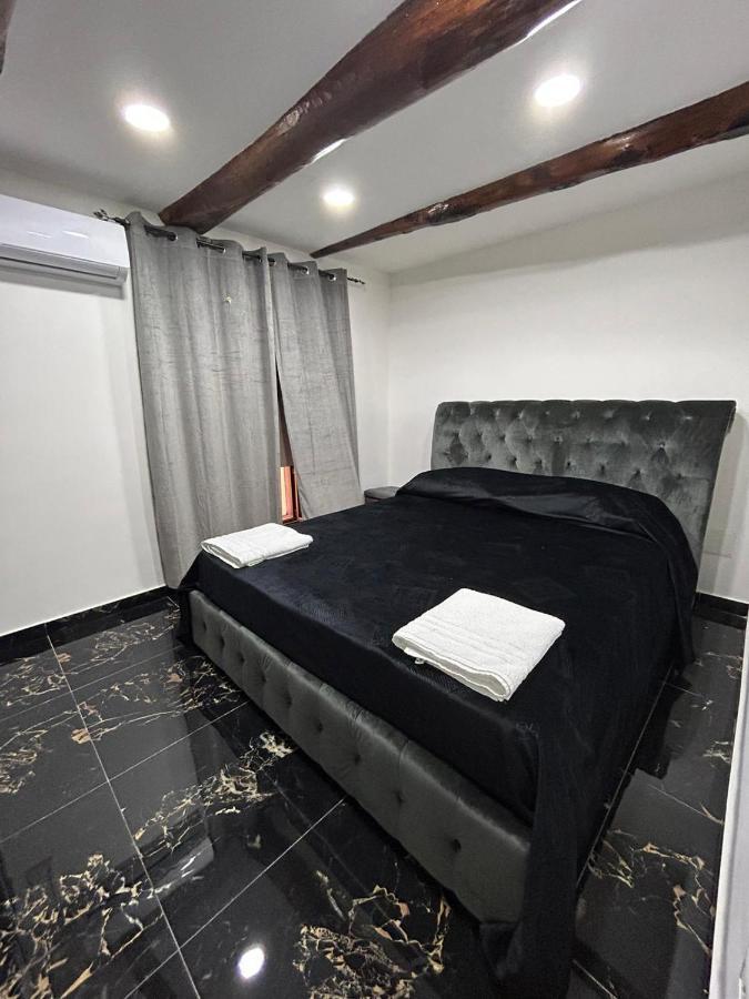 Giovanni Luxury Suites Naples Luaran gambar