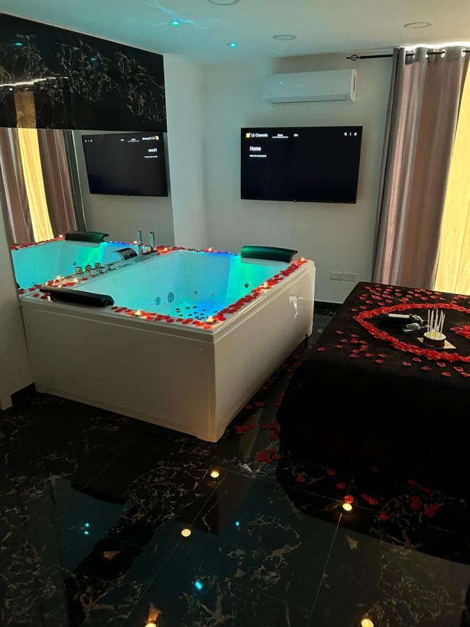 Giovanni Luxury Suites Naples Luaran gambar