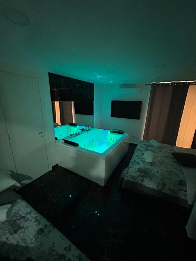 Giovanni Luxury Suites Naples Luaran gambar