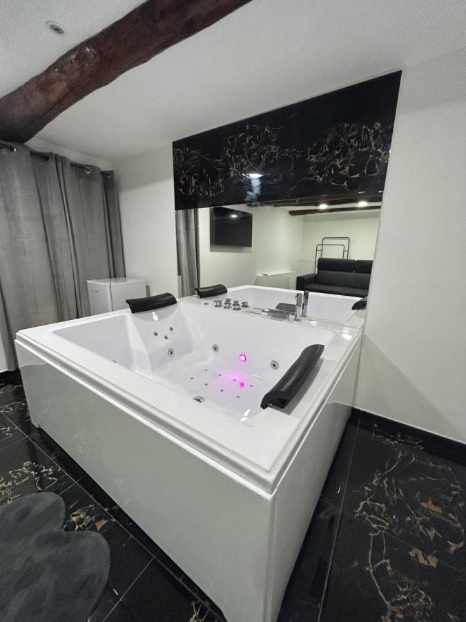 Giovanni Luxury Suites Naples Luaran gambar